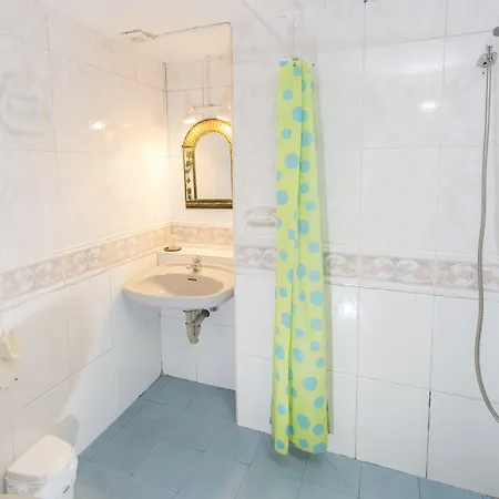 Casa de hóspedes Osio By Arc House 2*